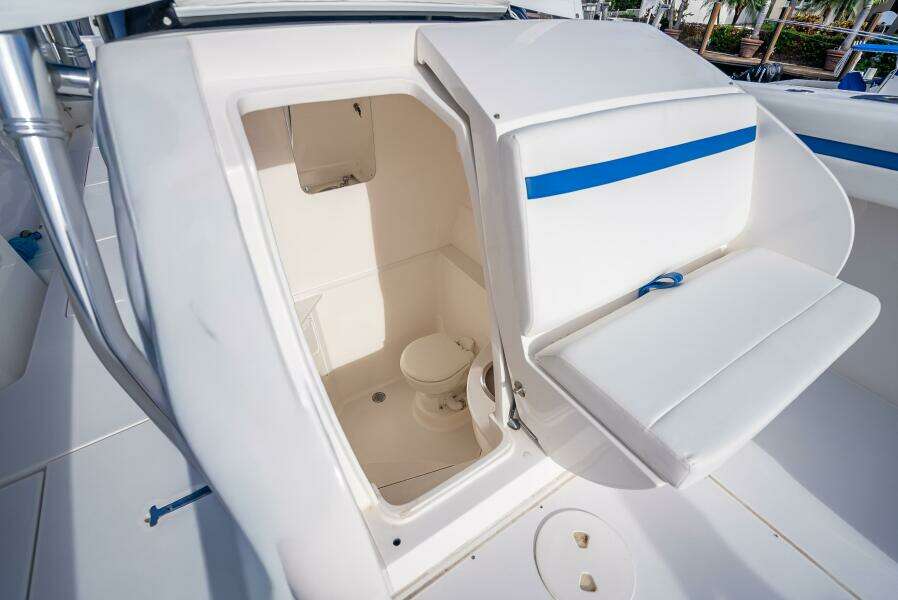 Chasing Charli 40ft Intrepid Yacht For Sale