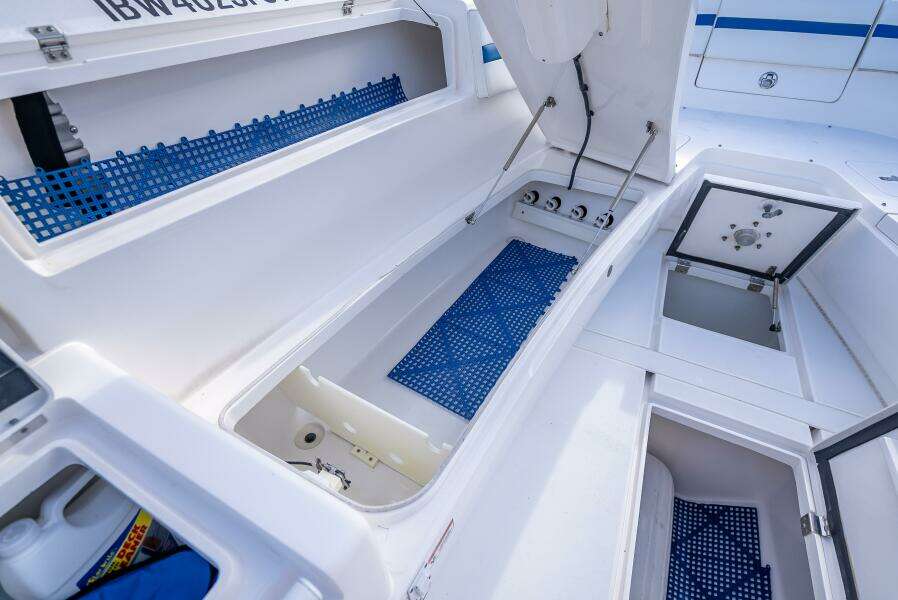 Chasing Charli 40ft Intrepid Yacht For Sale