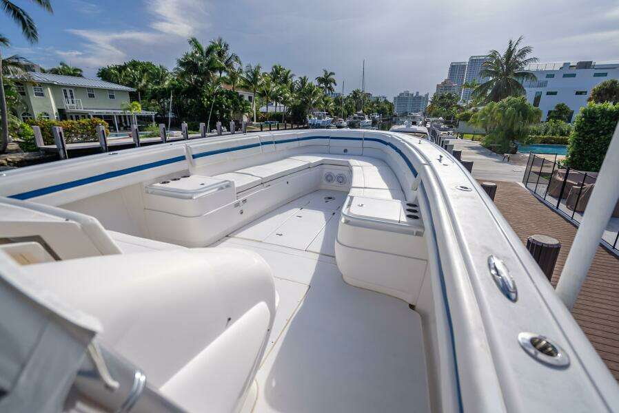 Chasing Charli 40ft Intrepid Yacht For Sale