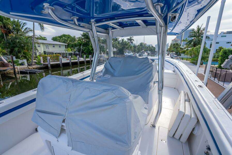 Chasing Charli 40ft Intrepid Yacht For Sale
