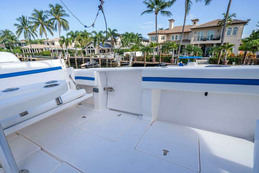 Chasing Charli 40ft Intrepid Yacht For Sale