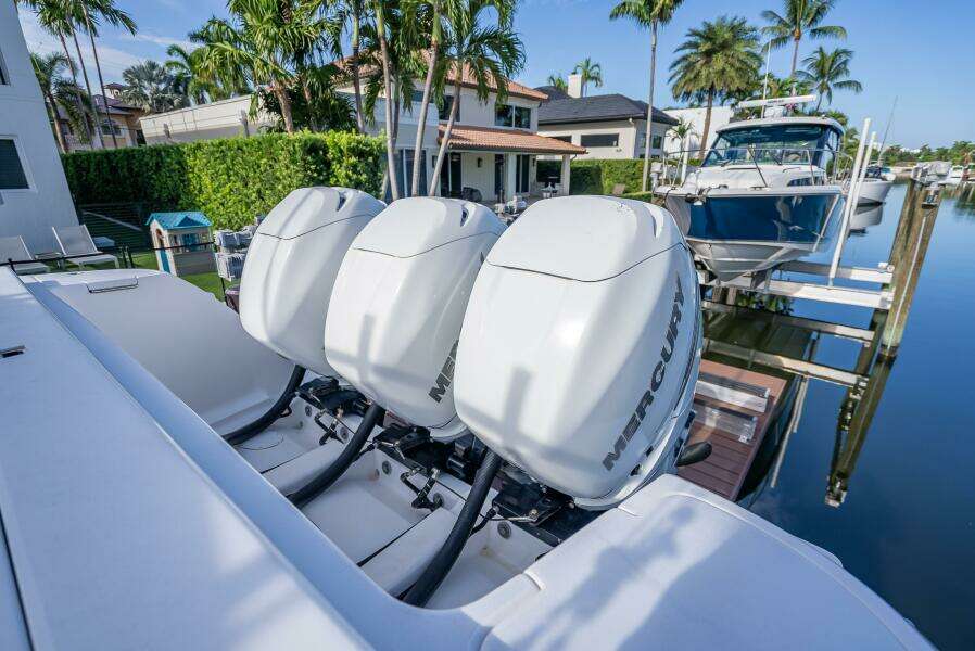 Chasing Charli 40ft Intrepid Yacht For Sale