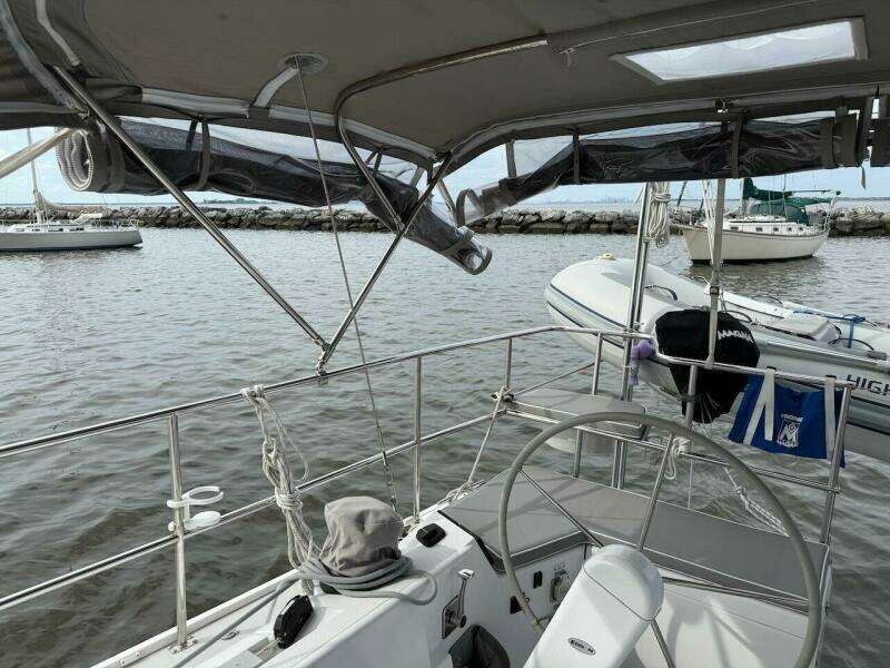 Picture Perfect 43ft Catalina Yacht For Sale
