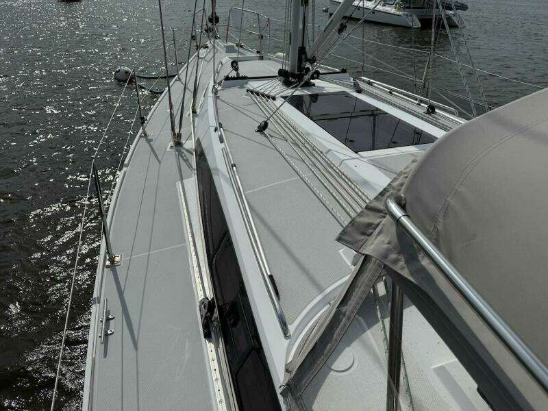 Picture Perfect 43ft Catalina Yacht For Sale