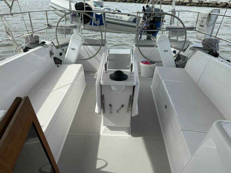 Picture Perfect 43ft Catalina Yacht For Sale