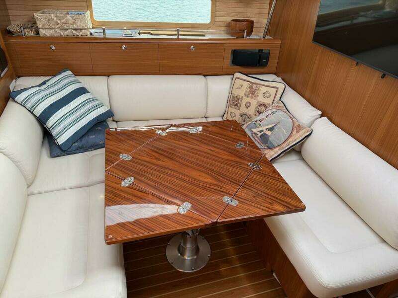 Picture Perfect 43ft Catalina Yacht For Sale