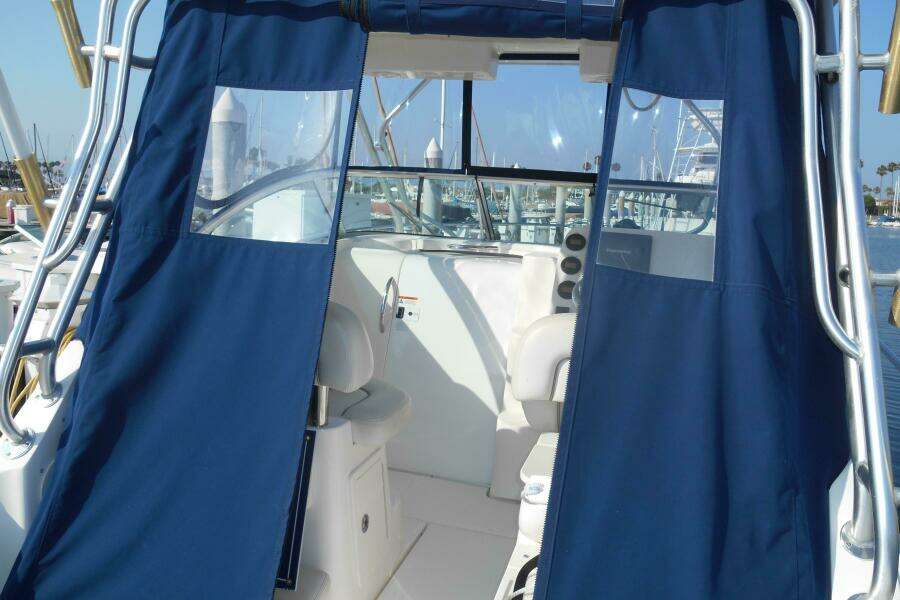 Delfini 27ft Wellcraft Yacht For Sale