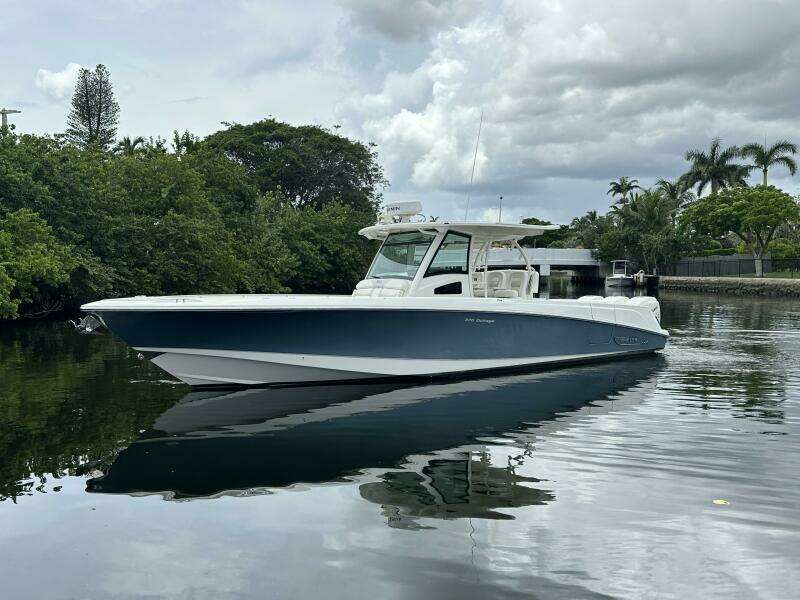 37ft Boston Whaler Yacht For Sale
