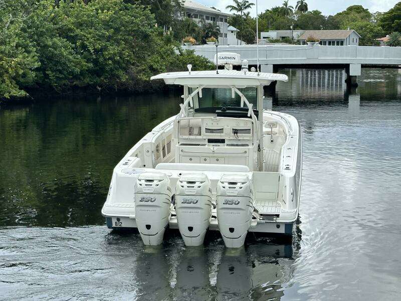 37ft Boston Whaler Yacht For Sale