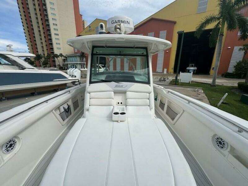 37ft Boston Whaler Yacht For Sale