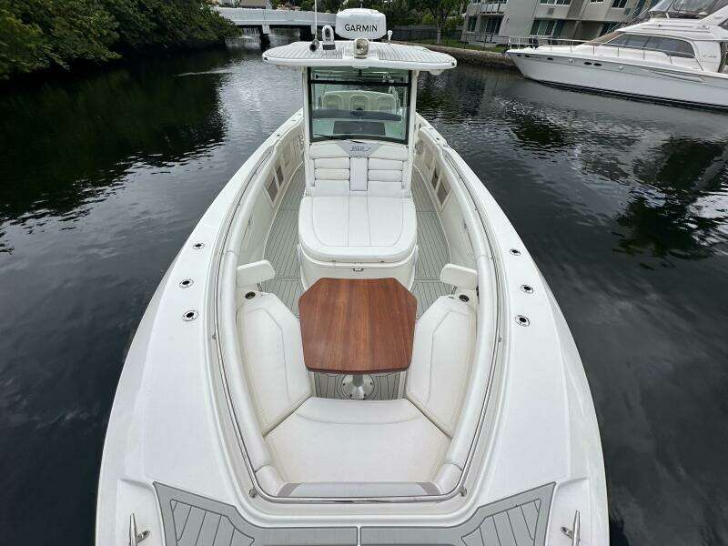 37ft Boston Whaler Yacht For Sale