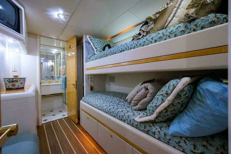 Starboard Guest Stateroom