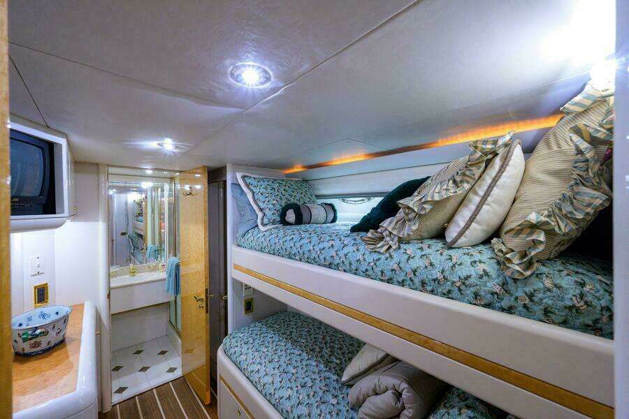 Starboard Guest Stateroom