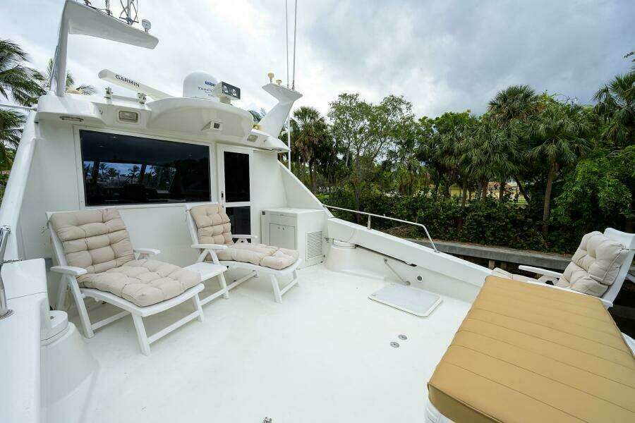 Skylounge Aft Deck