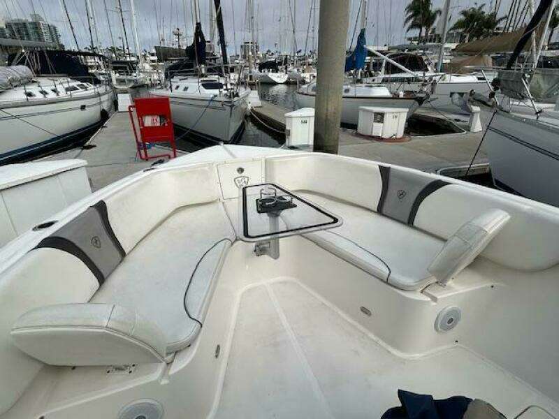 Dolce Vita 32ft Century Yacht For Sale