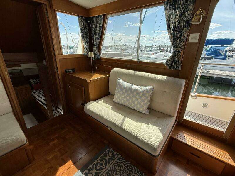 42ft Grand Banks Yacht For Sale
