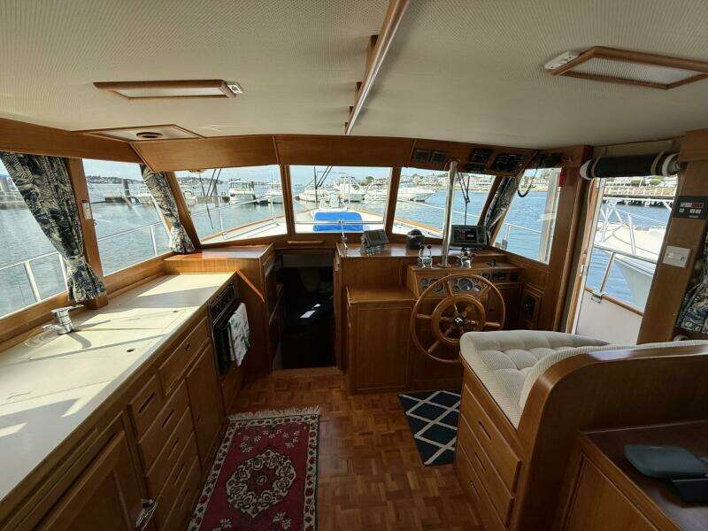 42ft Grand Banks Yacht For Sale