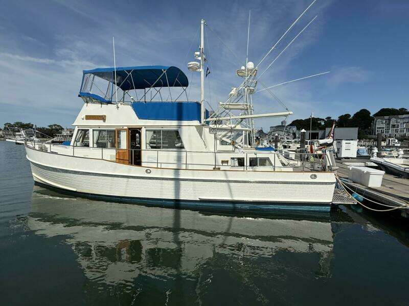 42ft Grand Banks Yacht For Sale