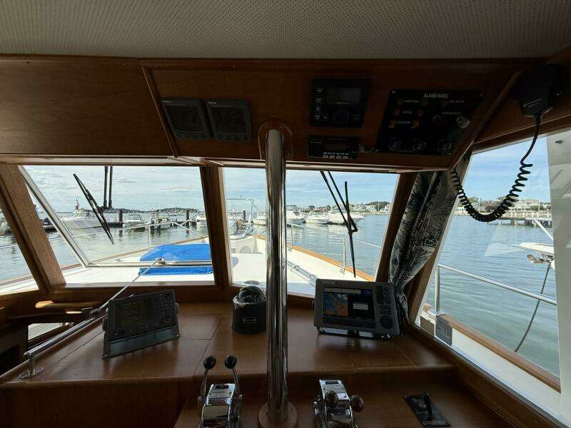 42ft Grand Banks Yacht For Sale