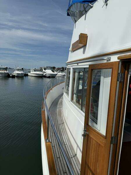 42ft Grand Banks Yacht For Sale