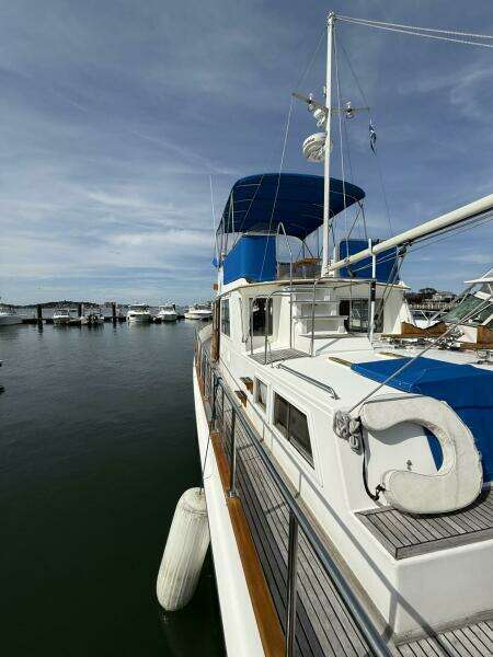 42ft Grand Banks Yacht For Sale