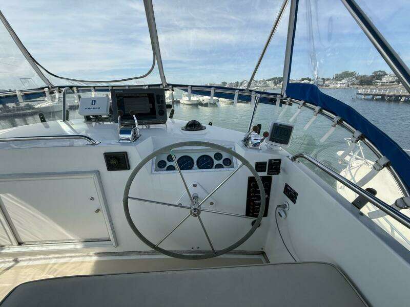 42ft Grand Banks Yacht For Sale