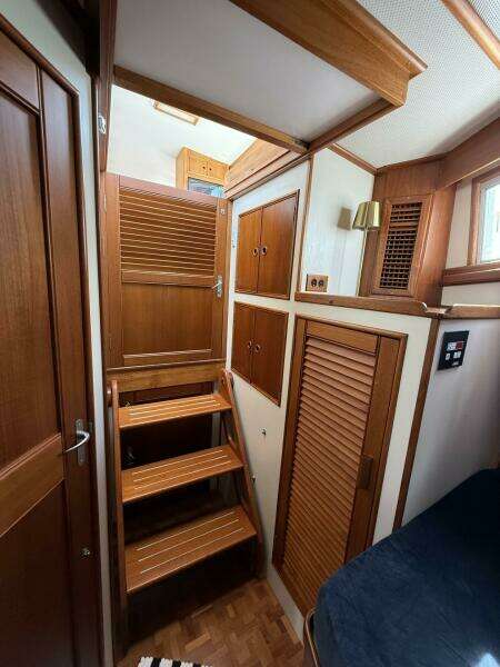 42ft Grand Banks Yacht For Sale
