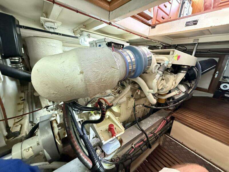 42ft Grand Banks Yacht For Sale