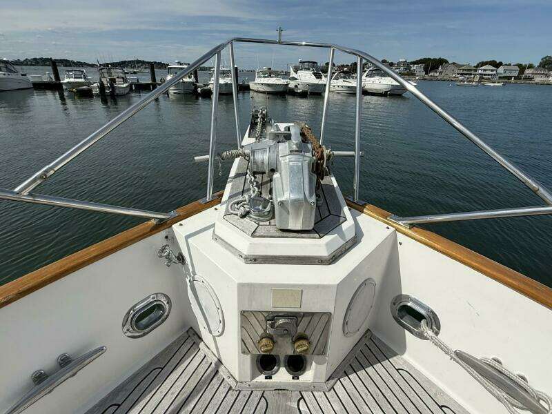 42ft Grand Banks Yacht For Sale