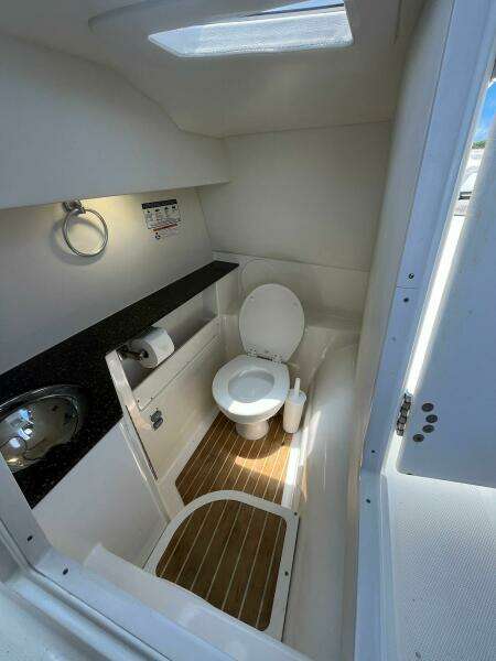 Beach Bum 28ft World Cat Yacht For Sale