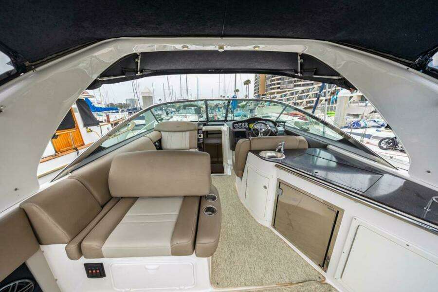 Fantasea 32ft Regal Yacht For Sale