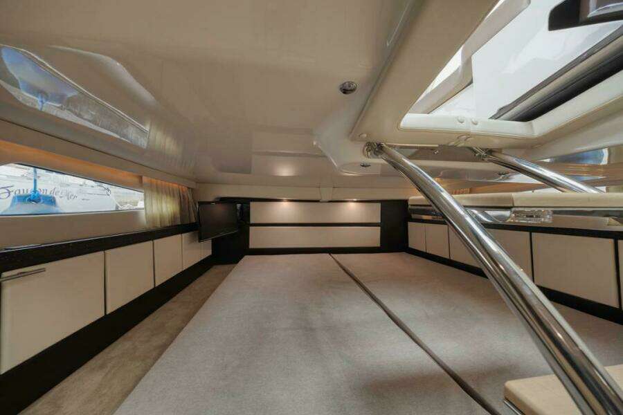 Fantasea 32ft Regal Yacht For Sale