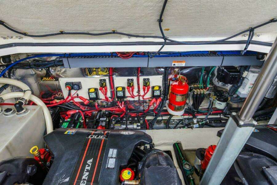 Fantasea 32ft Regal Yacht For Sale