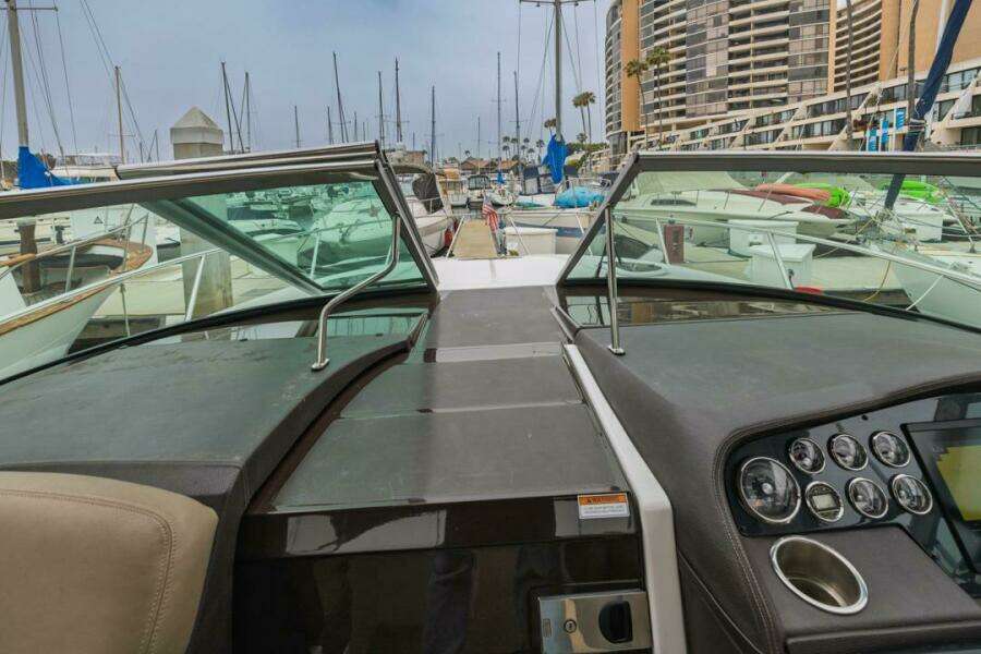 Fantasea 32ft Regal Yacht For Sale