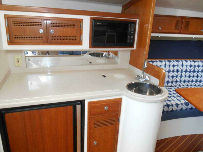Mistress 31ft Cabo Yacht For Sale
