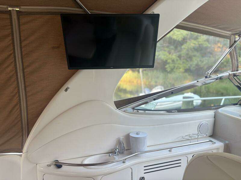Grace on the Luce 36ft Sea Ray Yacht For Sale