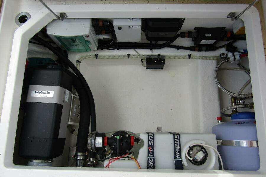 30ft Nimbus Yacht For Sale