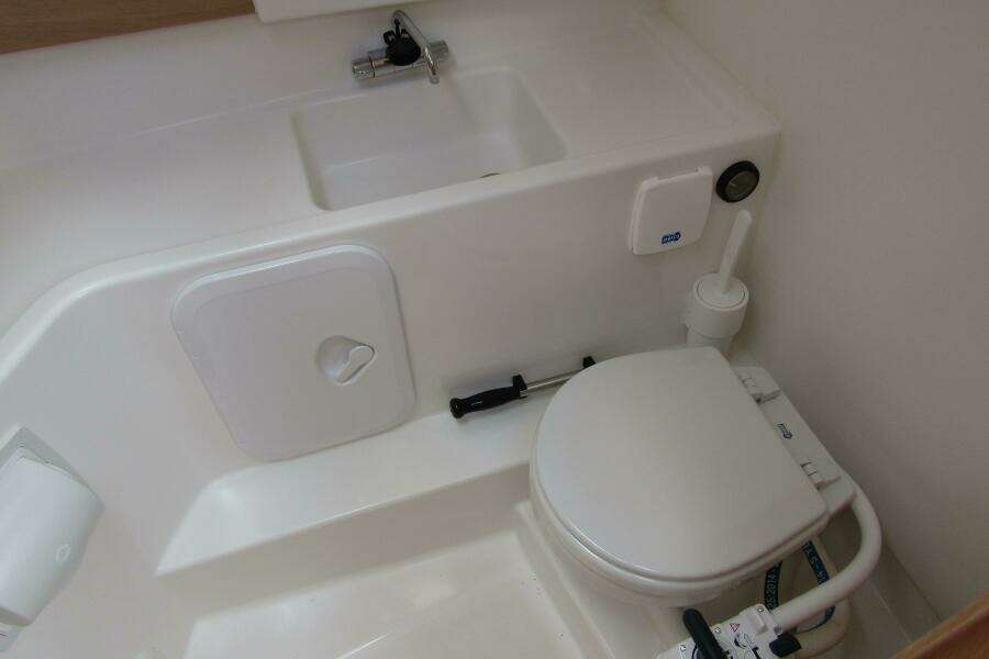 30ft Nimbus Yacht For Sale