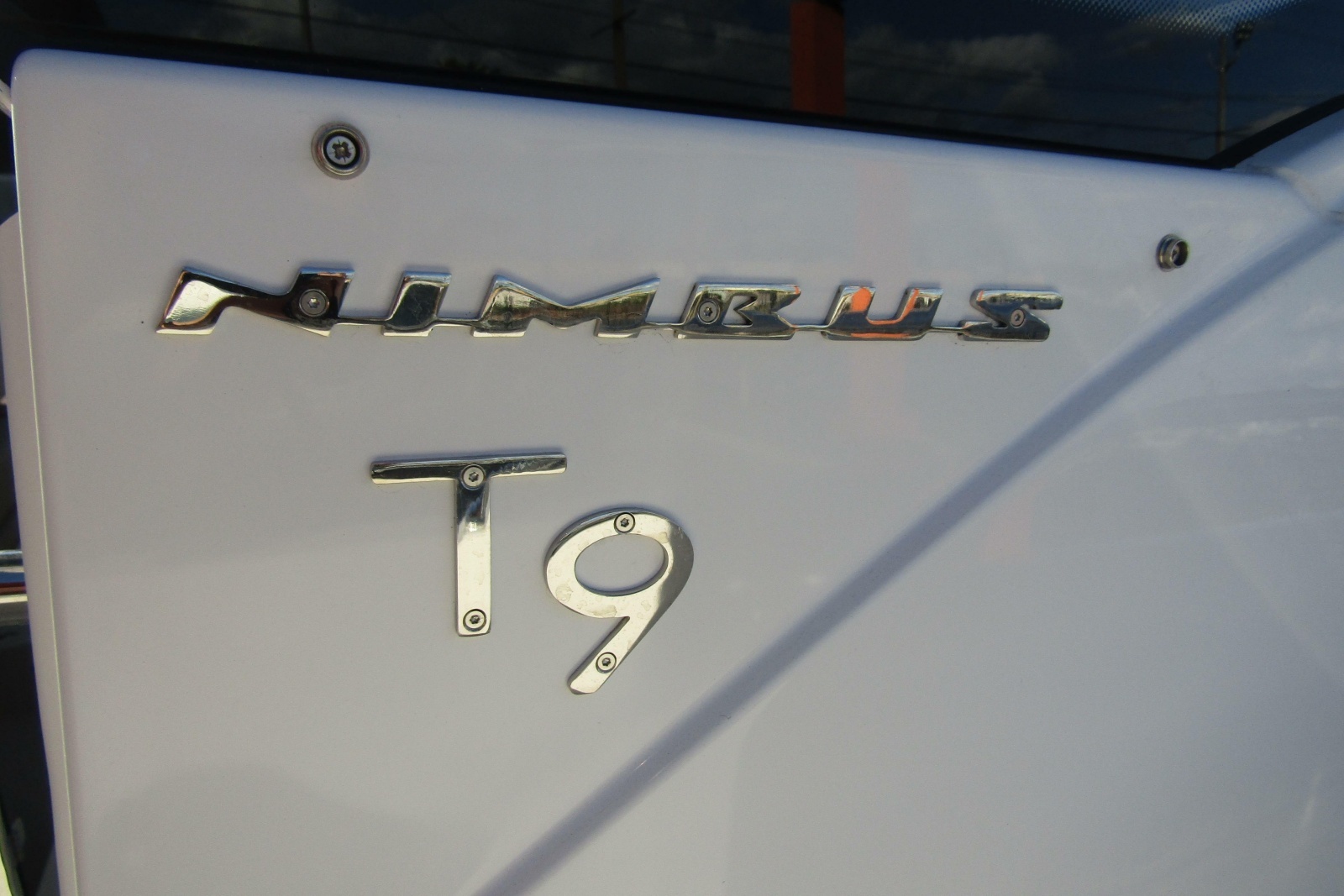 2025 Nimbus Tender 9