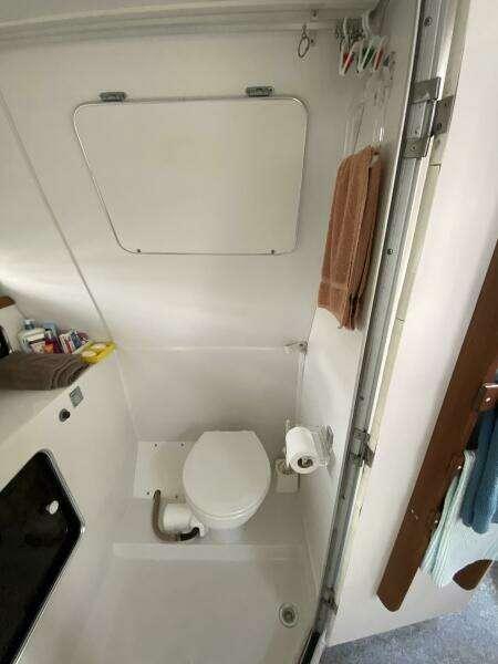 Nice n Naughty 33ft Chris Craft Yacht For Sale