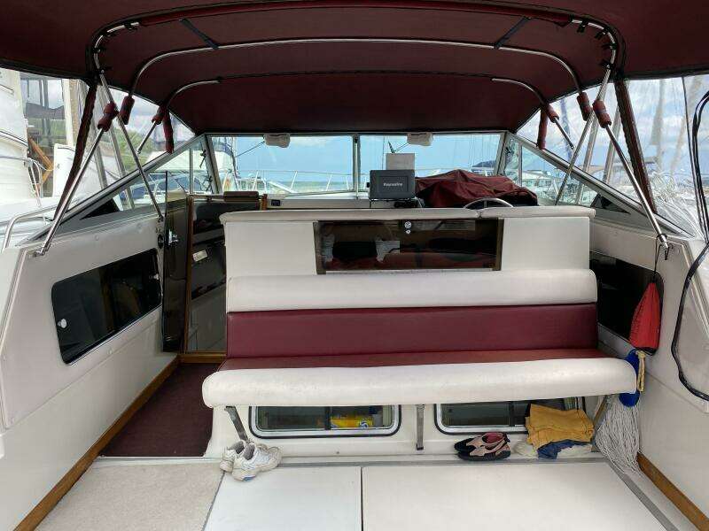 Nice n Naughty 33ft Chris Craft Yacht For Sale