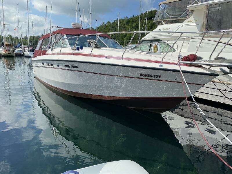 Nice n Naughty 33ft Chris Craft Yacht For Sale