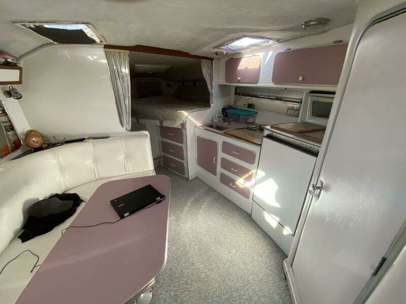 Nice n Naughty 33ft Chris Craft Yacht For Sale