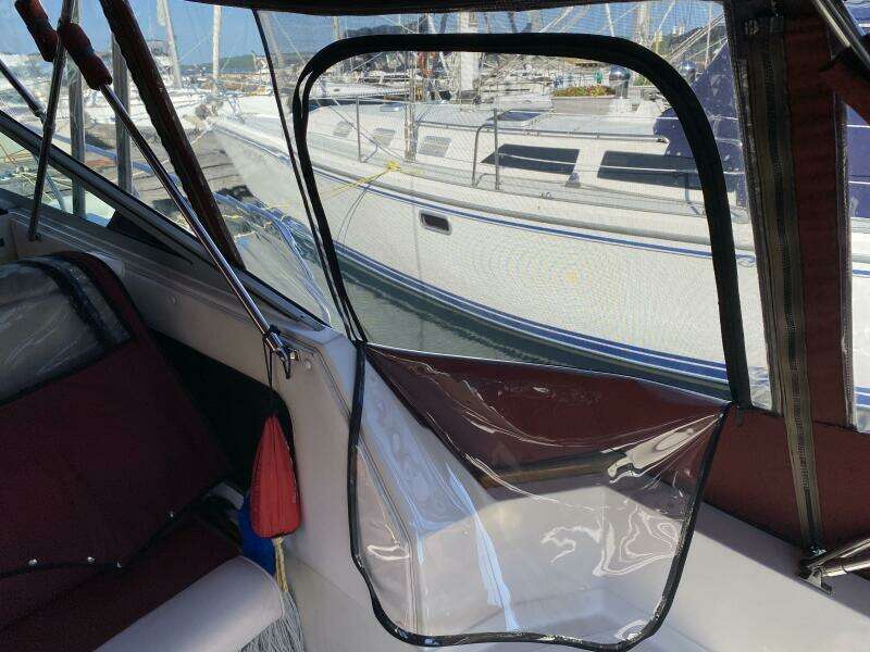 Nice n Naughty 33ft Chris Craft Yacht For Sale