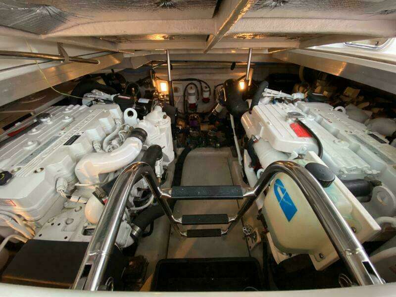 Equinox 47ft Sea Ray Yacht For Sale