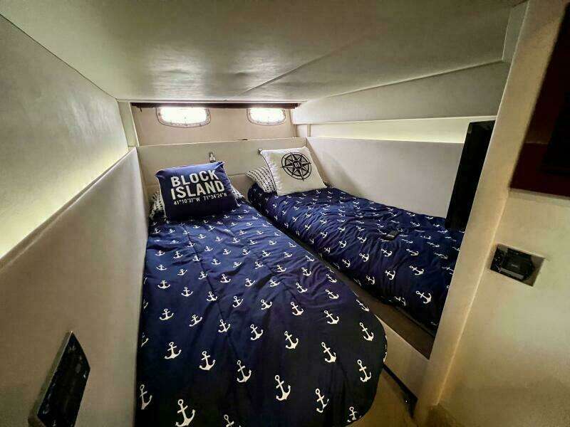 Equinox 47ft Sea Ray Yacht For Sale