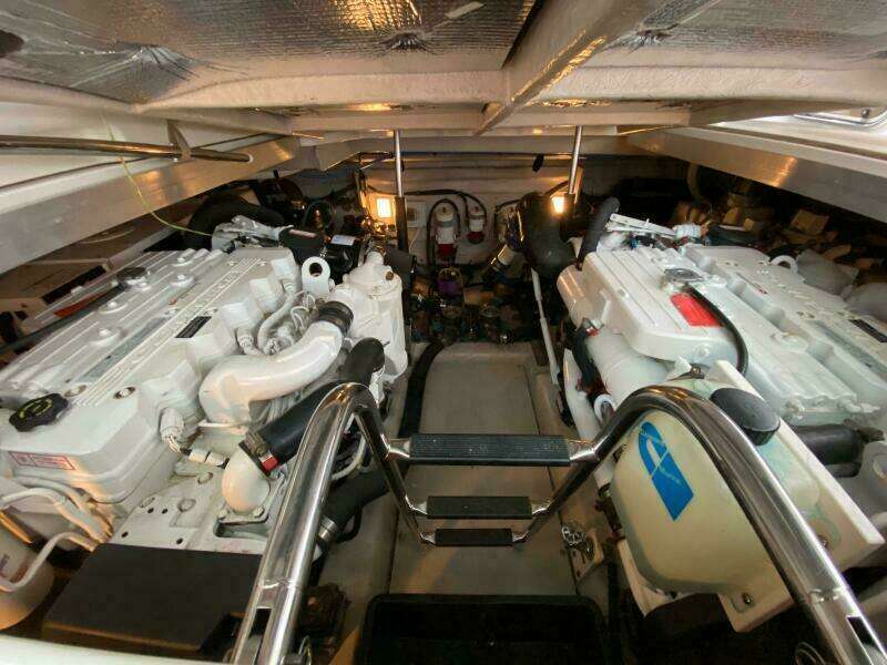 Equinox 47ft Sea Ray Yacht For Sale