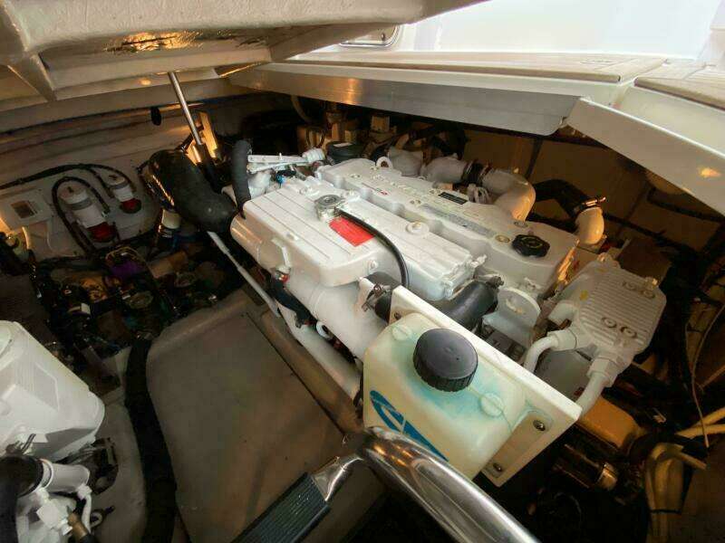 Equinox 47ft Sea Ray Yacht For Sale