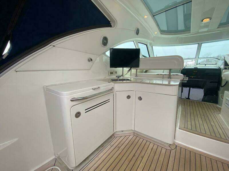 Equinox 47ft Sea Ray Yacht For Sale