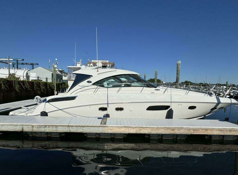 Equinox 47ft Sea Ray Yacht For Sale